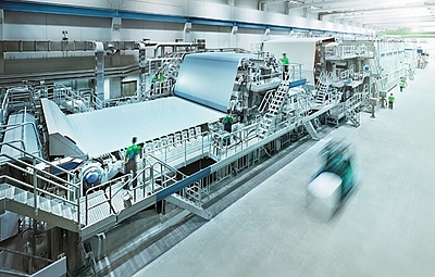 Papiermaschine PM3 der Delfort AG in Traun © Dr. Franz Feurstein GmbH